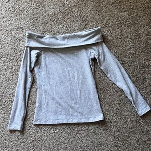 Abercrombie & Fitch Light Gray Off-Shoulder Long Sleeve Top